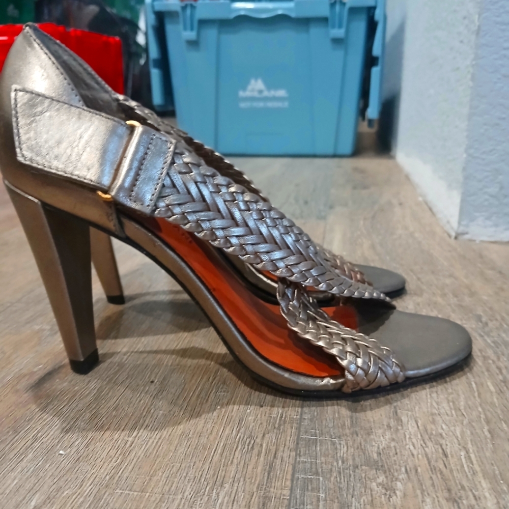 Size 8 heels $8 each or bundle deal for$16